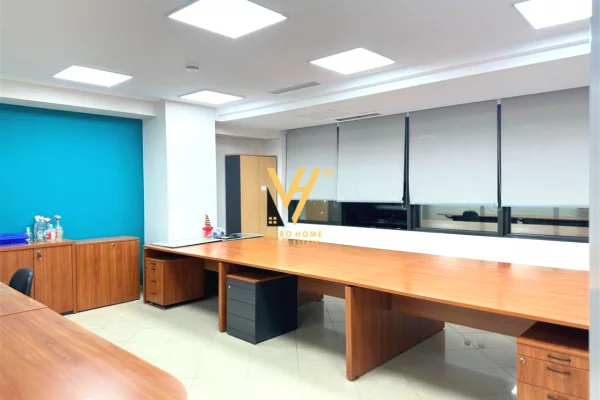 Business Property for Rent 3+1 in Tirana - 19,000 Euro