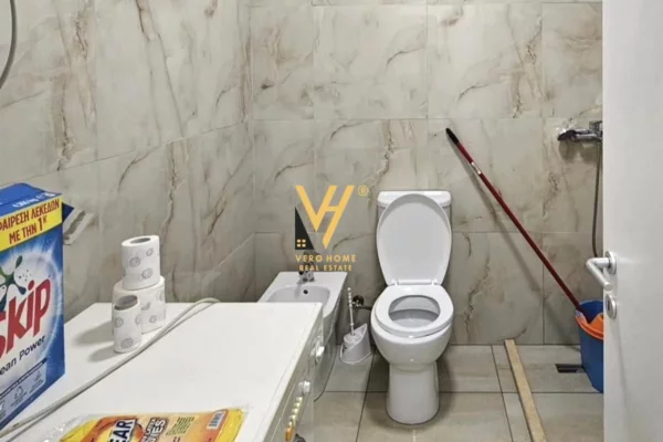 Shtepi me qera Apartament ne Tirane, 1+1, Mobilimi E mobiluar, Pagesa 500  Euro.