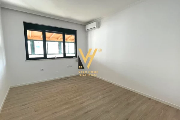 Business Property for Rent 3+1 in Tirana - 1,500 Euro