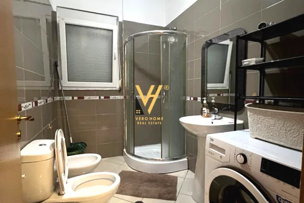 Shtepi me qera Apartament ne Tirane, 1+1, Mobilimi E mobiluar, Pagesa 700  Euro.