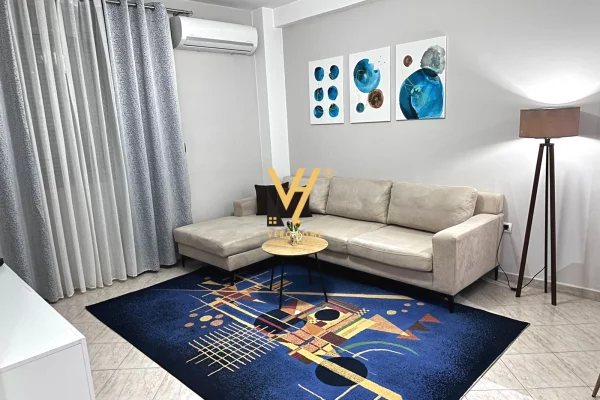 Shtepi me qera 1+1 ne Tirane - 65,000 Leke