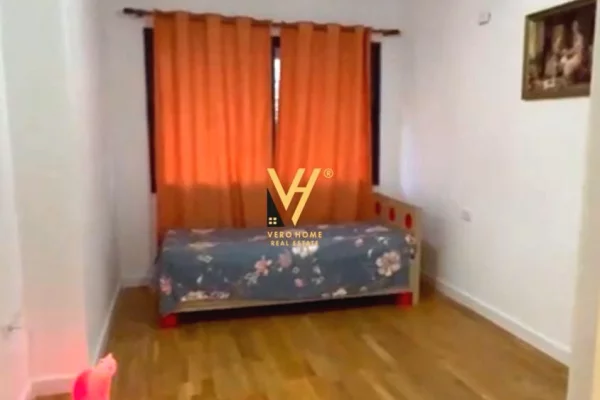 Shtepi me qera Apartament ne Tirane, 2+1, Mobilimi E mobiluar, Pagesa 60,000  Leke.