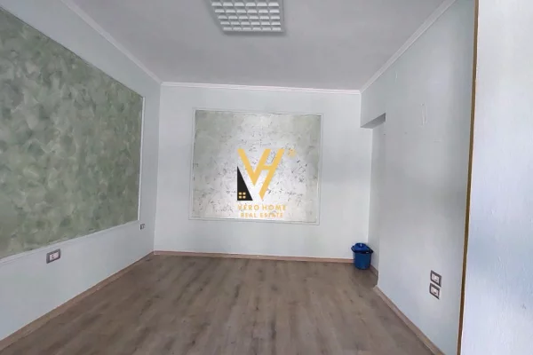 Business Property for Rent 1+1 in Tirana - 35,000 Leke