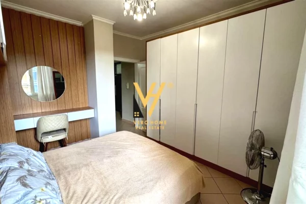 Shtepi me qera Apartament ne Tirane, 2+1, Mobilimi E mobiluar, Pagesa 70,000  Leke.