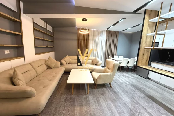 House for Rent 3+1 in Tirana - 1,300 Euro