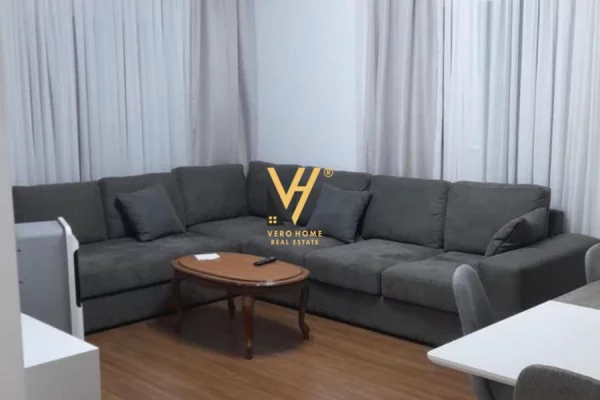 Shtepi ne shitje 7+1 ne Tirane - 900,000 Euro