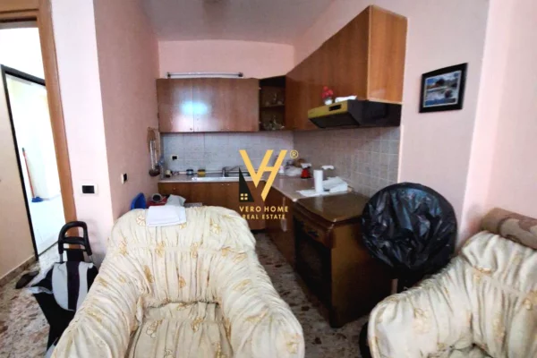Shtepi ne shitje 1+1 ne Tirane - 140,000 Euro