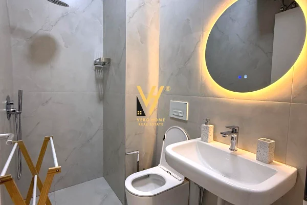 Shtepi me qera Apartament ne Tirane, 1+1, Mobilimi E mobiluar, Pagesa 550  Euro.