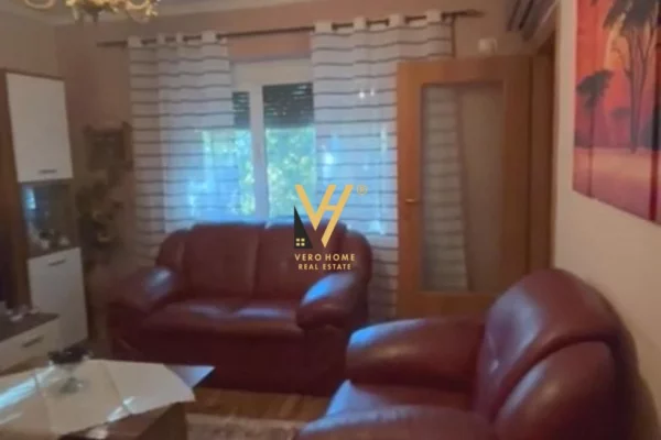 Shtepi me qera 1+1 ne Tirane - 450 Euro