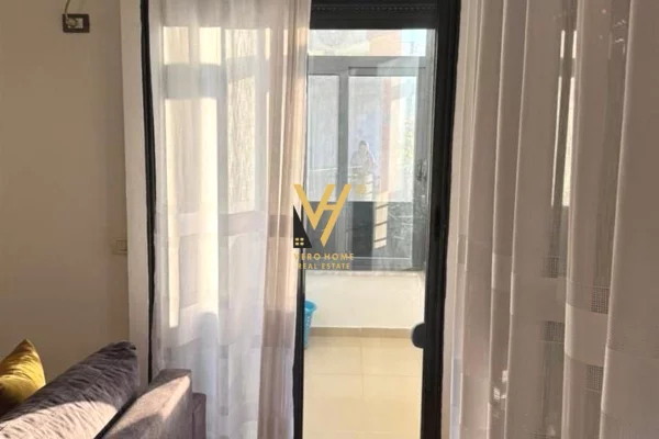 Shtepi me qera 2+1 ne Tirane - 450 Euro