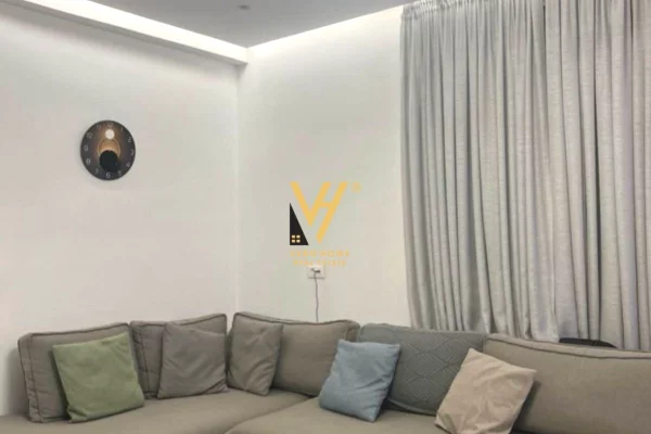 Shtepi me qera 2+1 ne Tirane - 85,000 Leke