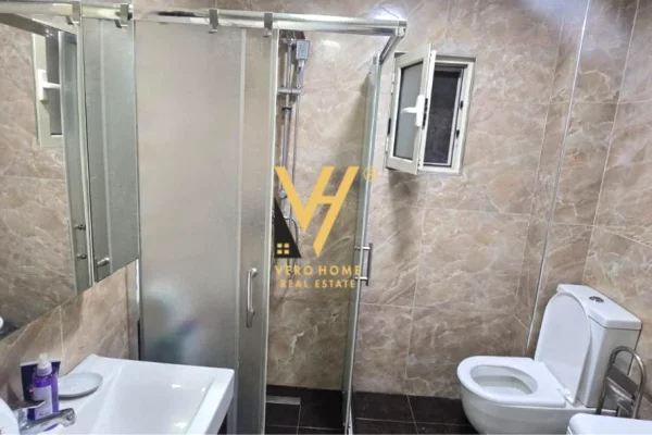 Shtepi me qera 2+1 ne Tirane - 650 Euro