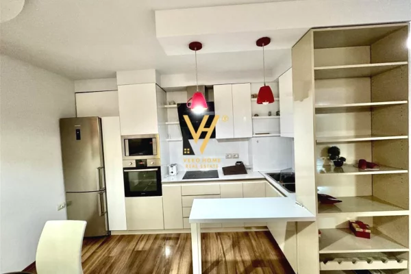 Shtepi me qera 1+1 ne Tirane - 70,000 Leke