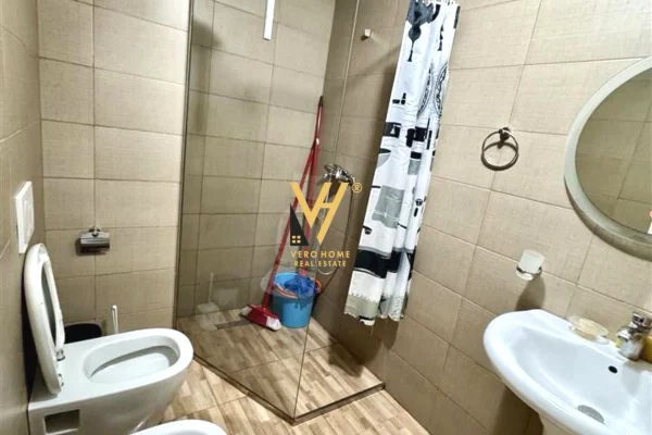 Shtepi me qera Apartament ne Tirane, 1+1, Mobilimi E mobiluar, Pagesa 70,000  Leke.