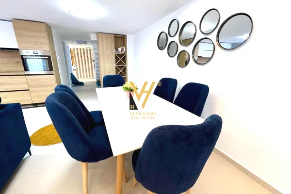 Shtepi me qera Apartament ne Tirane, 3+1, Mobilimi E mobiluar, Pagesa 1,400  Euro.