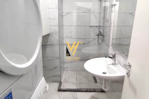 Shtepi me qera Apartament ne Tirane, 1+1, Mobilimi E mobiluar, Pagesa 450  Euro.