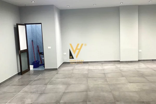 Ambient biznesi me qera 1+1 ne Tirane - 700 Euro