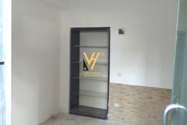 Ambient biznesi me qera 1+1 ne Tirane - 250 Euro