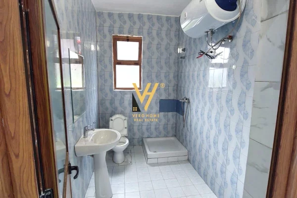 Shtepi me qera 2+1 ne Tirane - 60,000 Leke