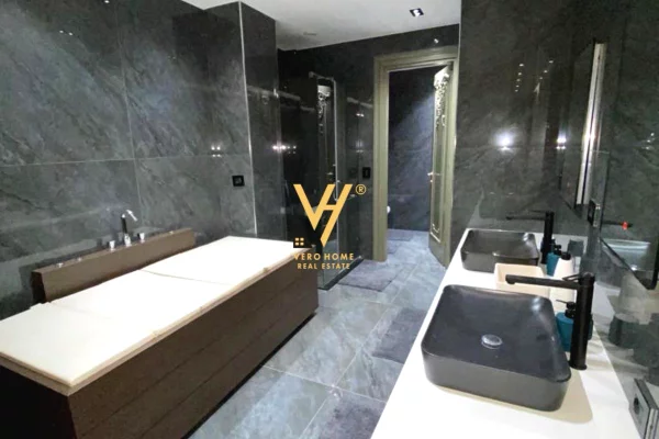 Shtepi me qera Apartament ne Tirane, 3+1, Mobilimi E mobiluar, Pagesa 2,500  Euro.