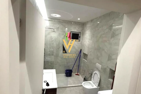 Shtepi me qera Apartament ne Tirane, 1+1, Mobilimi E mobiluar, Pagesa 550  Euro.