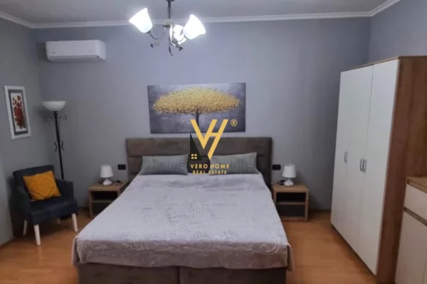 Shtepi me qera Apartament ne Tirane, 1+1, Mobilimi E mobiluar, Pagesa 60,000  Leke.