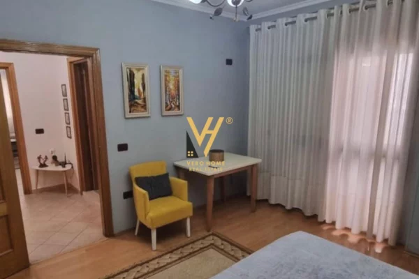 Shtepi me qera 1+1 ne Tirane - 60,000 Leke