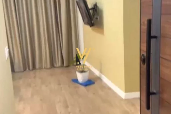 Shtepi me qera 1+1 ne Tirane - 50,000 Leke