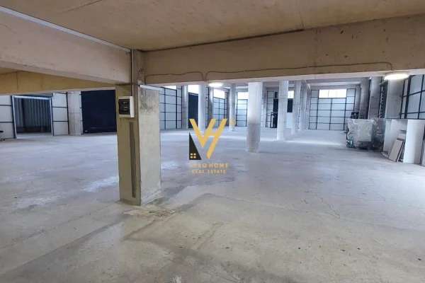 Ambient biznesi me qera 3+1 ne Tirane - 10,000 Euro