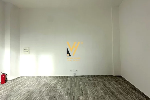 Ambient biznesi me qera 1+1 ne Tirane - 50,000 Leke