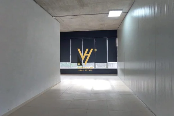 Ambient biznesi me qera 3+1 ne Tirane - 4,800 Euro