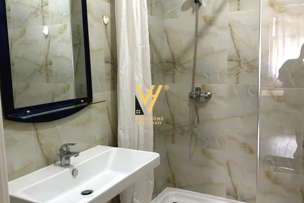 Shtepi me qera Apartament ne Tirane, 2+1, Mobilimi E mobiluar, Pagesa 750  Euro.