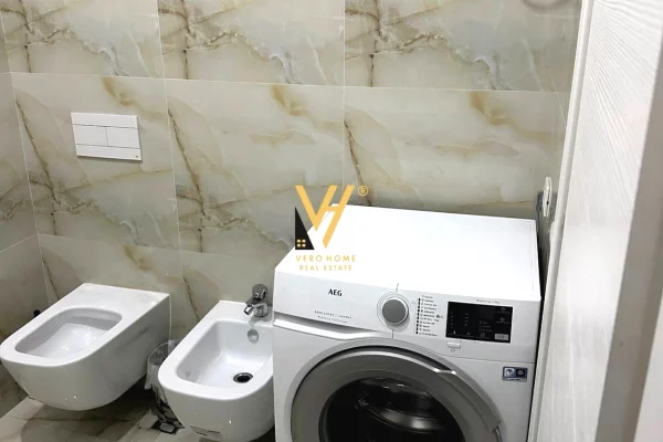 Shtepi me qera Apartament ne Tirane, 2+1, Mobilimi E mobiluar, Pagesa 750  Euro.