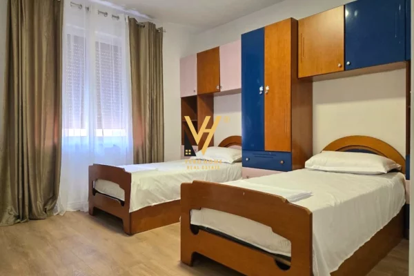 Shtepi me qera Apartament ne Tirane, 2+1, Mobilimi E mobiluar, Pagesa 850  Euro.