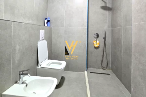 Shtepi me qera Apartament ne Tirane, 2+1, Mobilimi E mobiluar, Pagesa 850  Euro.