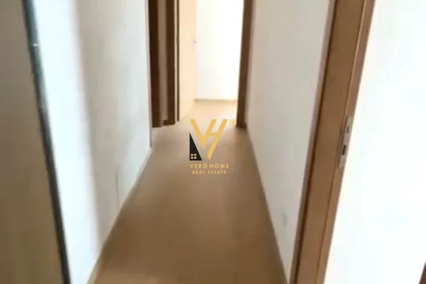 JEPET AMBIENT 117 M2 ME QIRA TE 5 MAJI 500 EURO