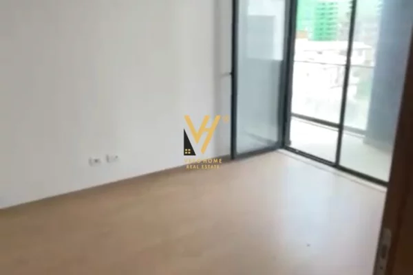 Ambient biznesi me qera 3+1 ne Tirane - 500 Euro