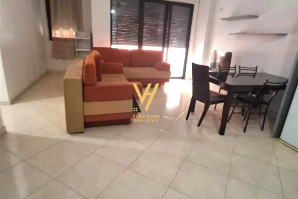 Shtepi ne shitje 2+1 ne Tirane - 150,000 Euro