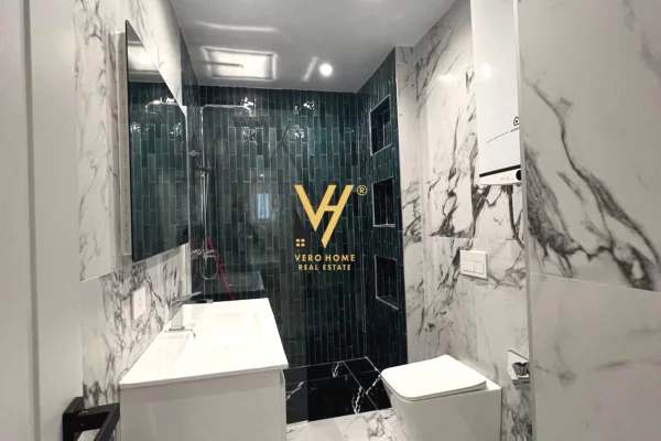 Shtepi me qera 2+1 ne Tirane - 1,200 Euro