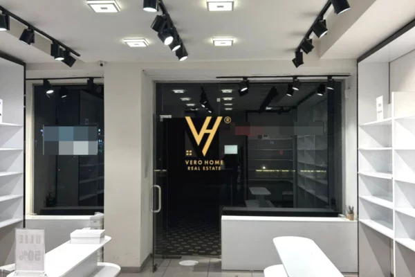 Ambient biznesi me qera 1+1 ne Tirane - 1,800 Euro