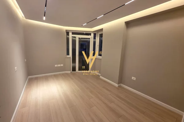 Shtepi ne shitje Apartament ne Tirane, 2+1, Mobilimi E mobiluar, Pagesa 320,000  Euro.
