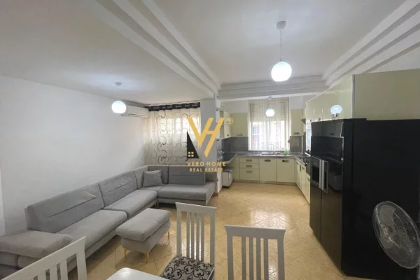 Shtepi me qera 2+1 ne Tirane - 600 Euro