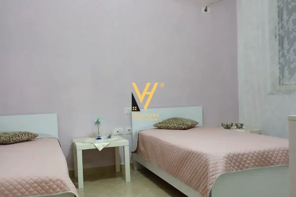 Shtepi me qera 2+1 ne Tirane - 520 Euro