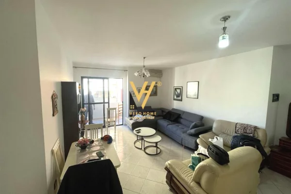 Shtepi me qera 2+1 ne Tirane - 50,000 Leke