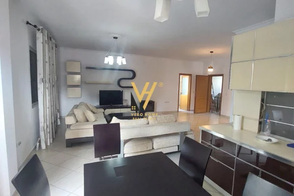 Shtepi me qera 3+1 ne Tirane - 60,000 Leke