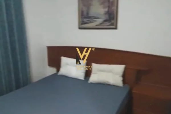 Shtepi me qera 1+1 ne Tirane - 65,000 Leke