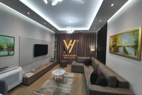 Shtepi me qera 1+1 ne Tirane - 85,000 Leke