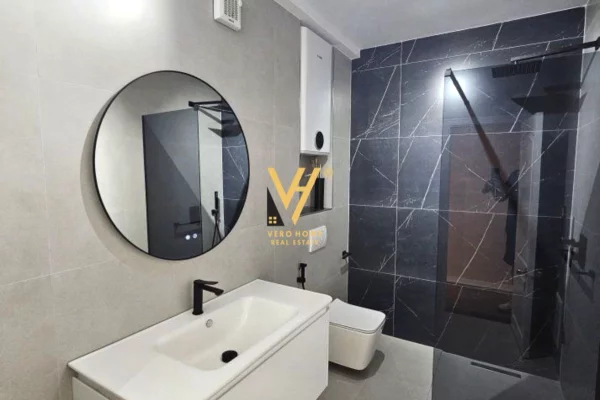 Shtepi me qera 2+1 ne Tirane - 1,000 Euro