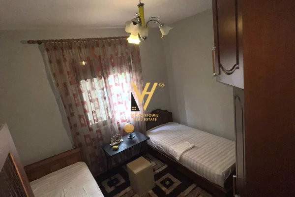 Shtepi me qera Apartament ne Tirane, 3+1, Mobilimi E mobiluar, Pagesa 70,000  Leke.