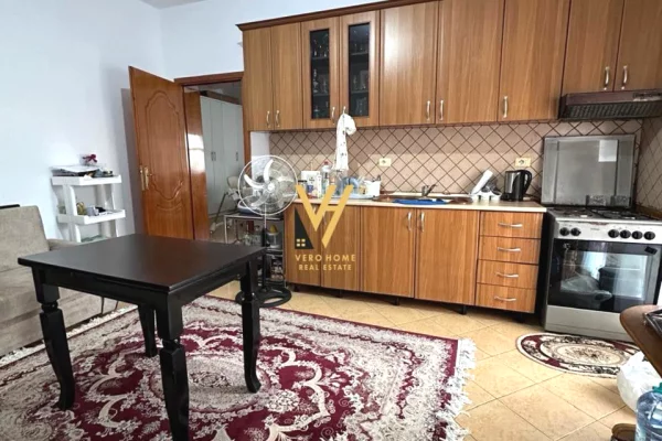 Shtepi me qera 2+1 ne Tirane - 45,000 Leke